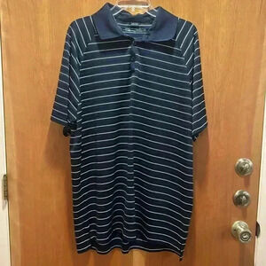 Oakley polo size XL